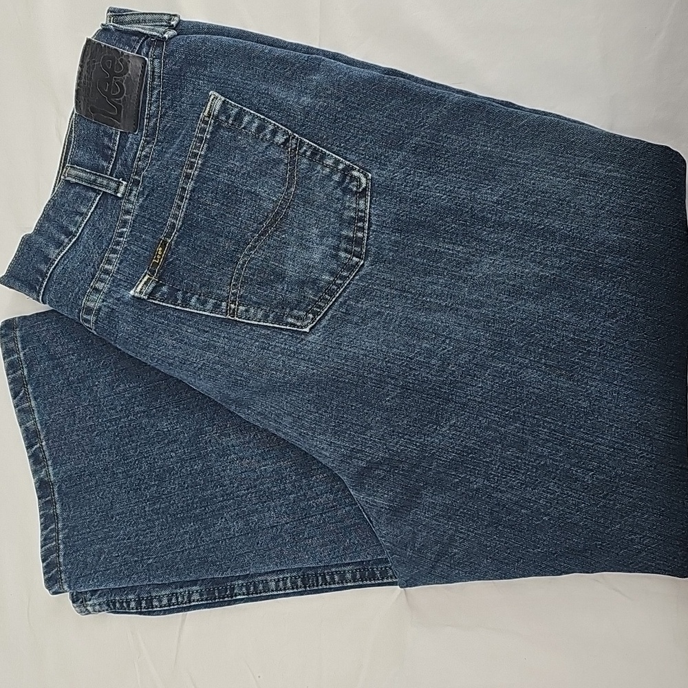 Lee Relaxed Fit Jeans Straight Leg Medium Wash Blue Men's 42 x 30